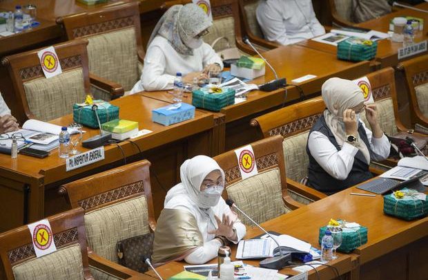 Pemberitahuan Hukum Khusus untuk Pekerja Wisconsin: Apa Arti Hukum Hak Bekerja Wisconsin Bagi Hak Anda